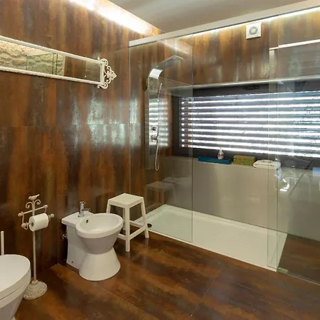 Casa Tarrio - Casa Privada Com 3 Quartos E Piscina ヴィラ *